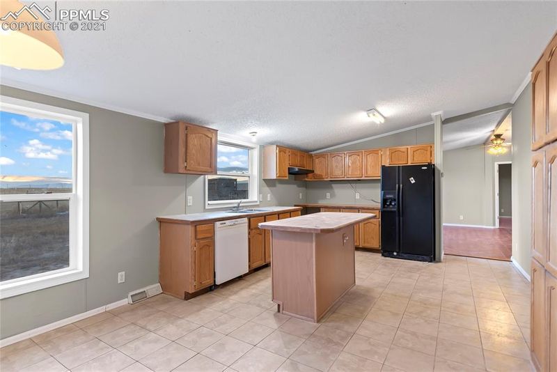 20816 Goldeneagle Dr, Calhan, CO 80808