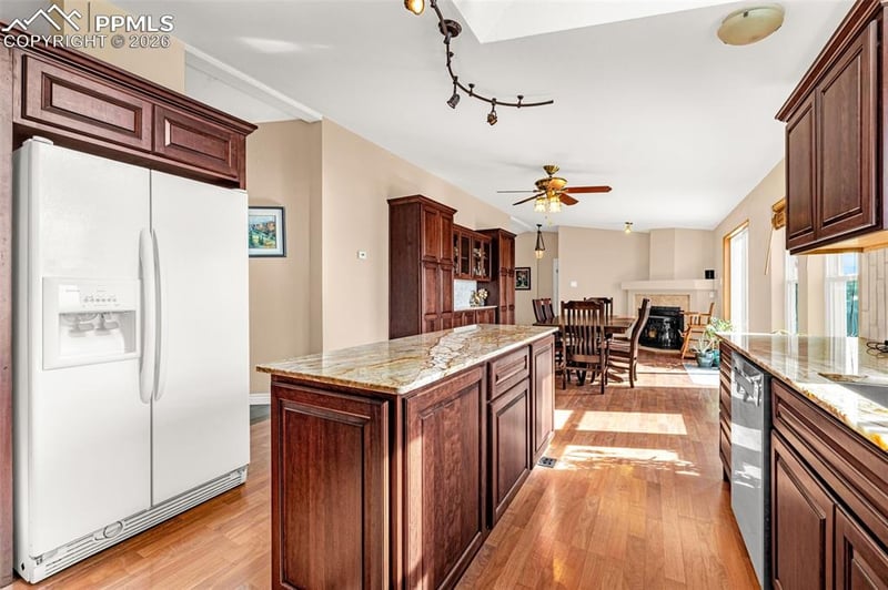 2084 Barrett Rd, Colorado Springs, CO 80926