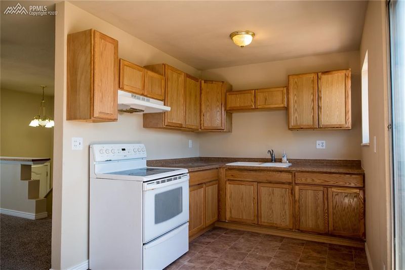 2085 Hampton South, Colorado Springs, CO 80906