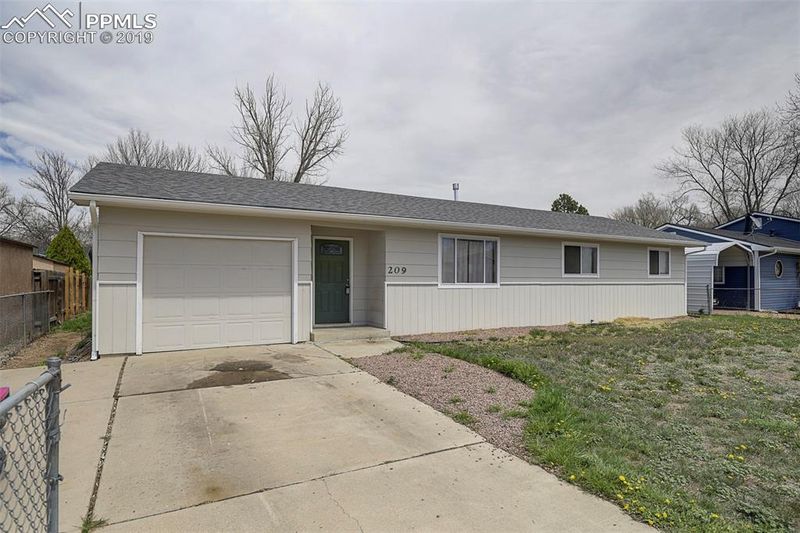 209 Robin St, Fountain, CO 80817