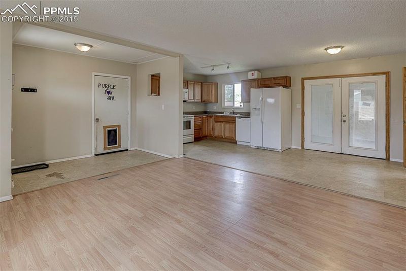 209 Robin St, Fountain, CO 80817