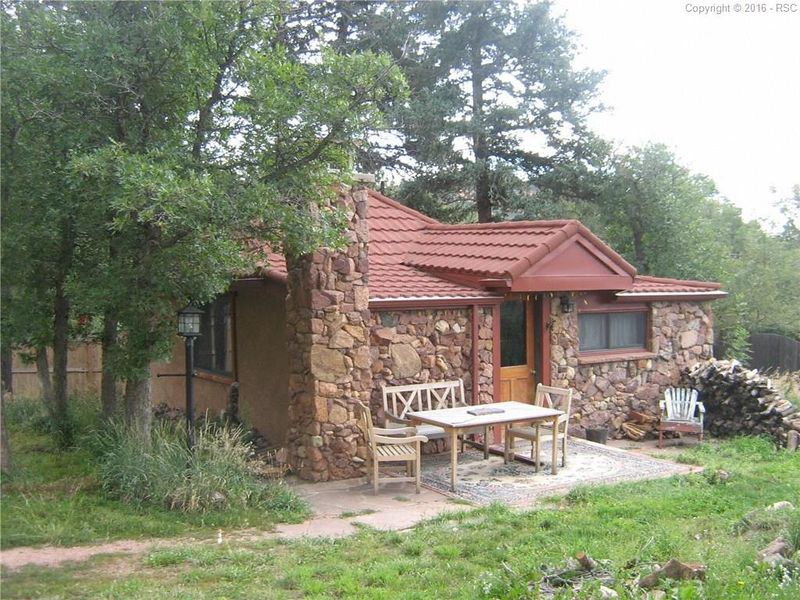 209 Walnut Ave, Palmer Lake, CO 80133