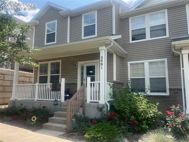 2091 Squawbush Ridge Grv, Colorado Springs, CO 80910