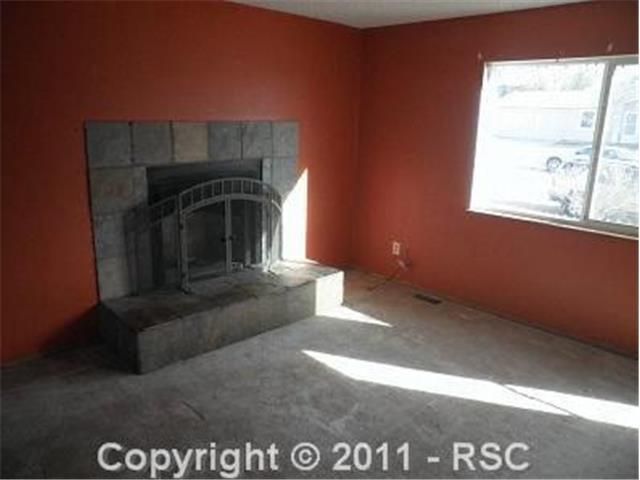 2096 Ambleside Dr, Colorado Springs, CO 80915