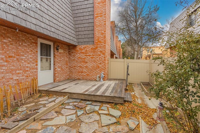 2099 Sussex Ln, Colorado Springs, CO 80909