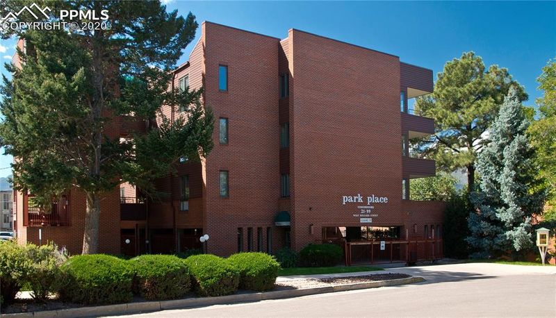 21 W Boulder St, Colorado Springs, CO 80903