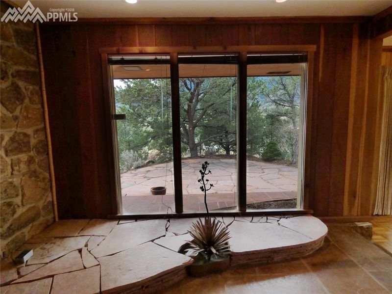 21 Via Chula Vi, Manitou Springs, CO 80829