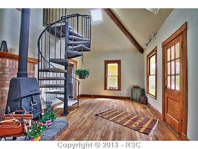 21 N Walnut St, Colorado Springs, CO 80905