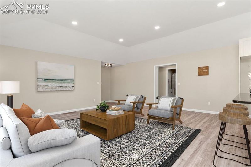 210 Creston Dr, Pueblo, CO 81004
