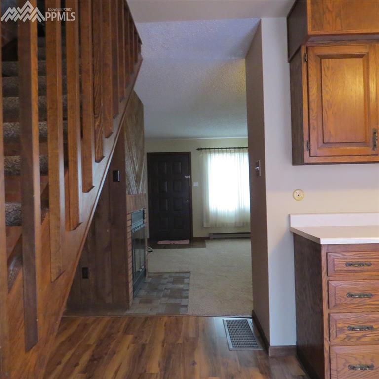 2101 Chatalet Ln #G, Pueblo, CO 81005
