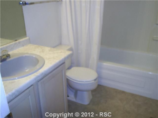 2102 Mohawk Rd, Pueblo, CO 81001