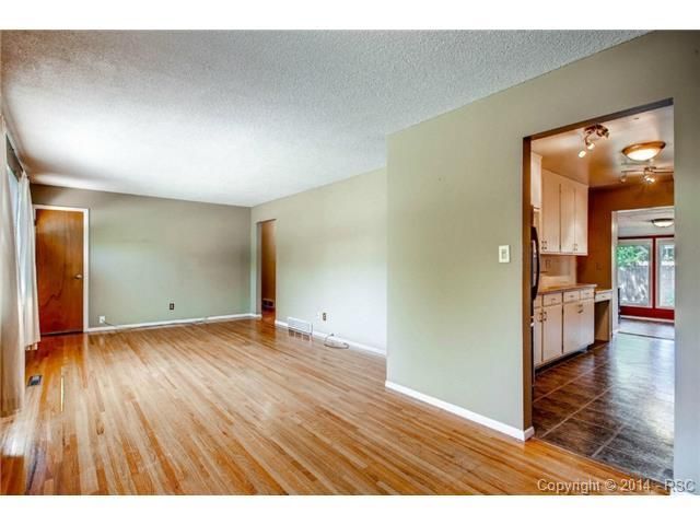 2102 Tesla Dr, Colorado Springs, CO 80909
