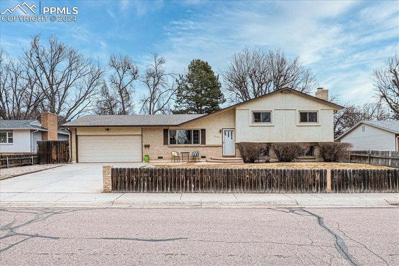 2103 Bryant Ave, Colorado Springs, CO 80909
