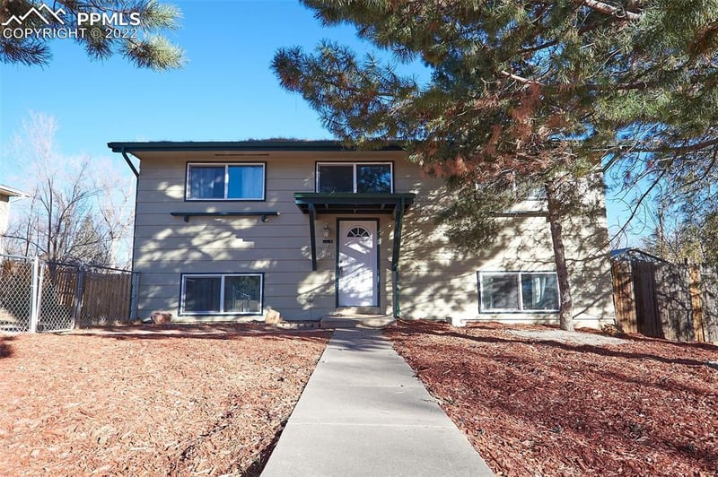 2103 Whitewood Dr, Colorado Springs, CO 80910