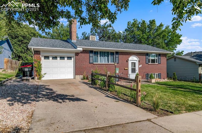 2103 Wynkoop Dr, Colorado Springs, CO 80909