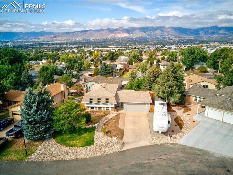 2105 W Peacemaker Ter, Colorado Springs, CO 80920