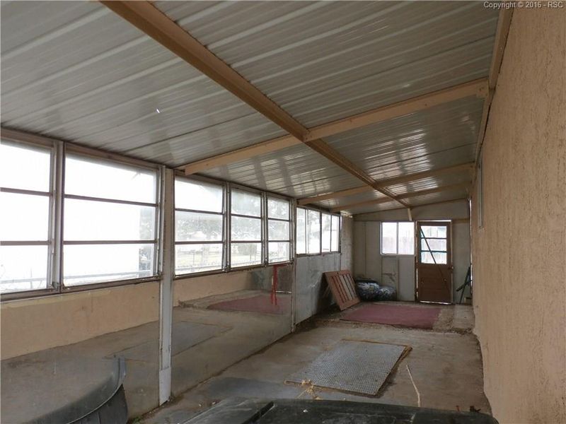 2106 Driftwood Ln, Pueblo, CO 81005