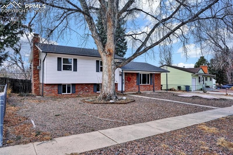 2106 Trent Ave, Colorado Springs, CO 80909