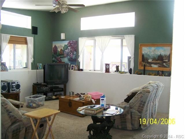 21063 Boca Chica Hts, Fountain, CO 80817