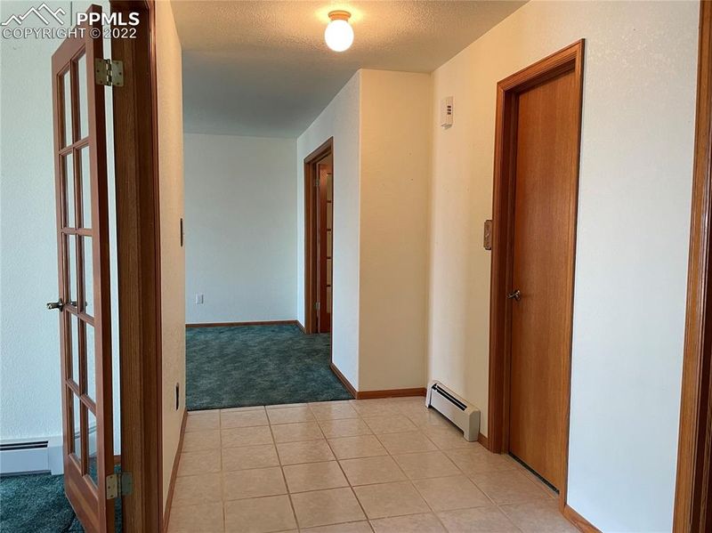2107 Hillside Cir, Pueblo, CO 81008
