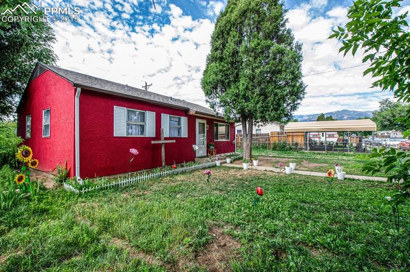 2109 S Corona Ave, Colorado Springs, CO 80905