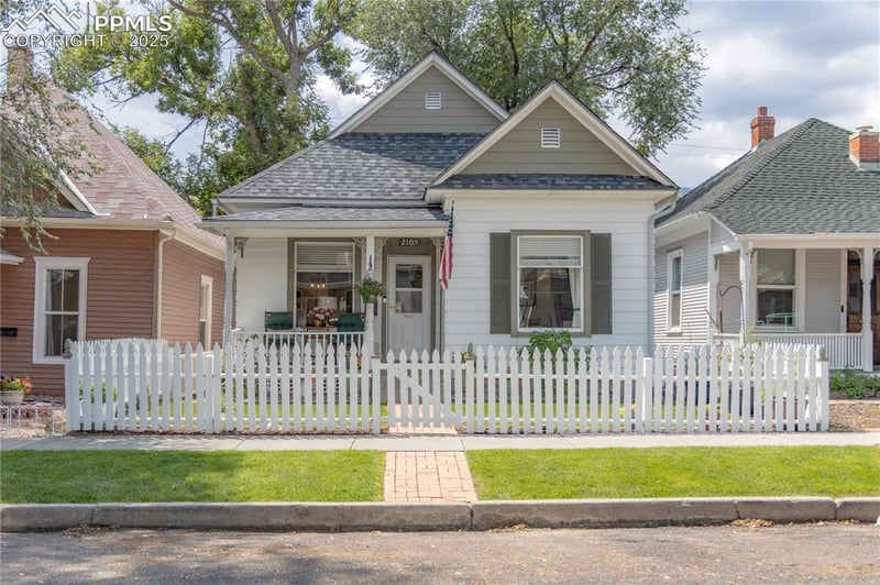 2109 Pikes Peak Ave, Colorado Springs, CO 80904