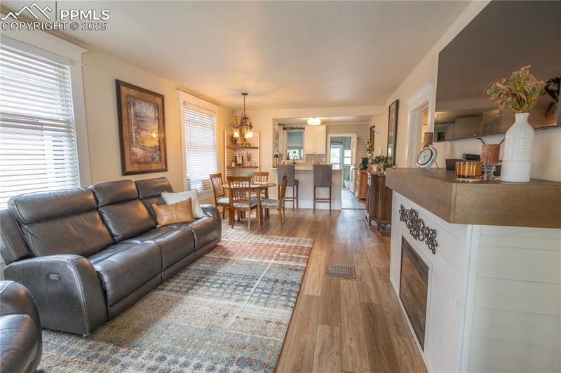 2109 Pikes Peak Ave, Colorado Springs, CO 80904