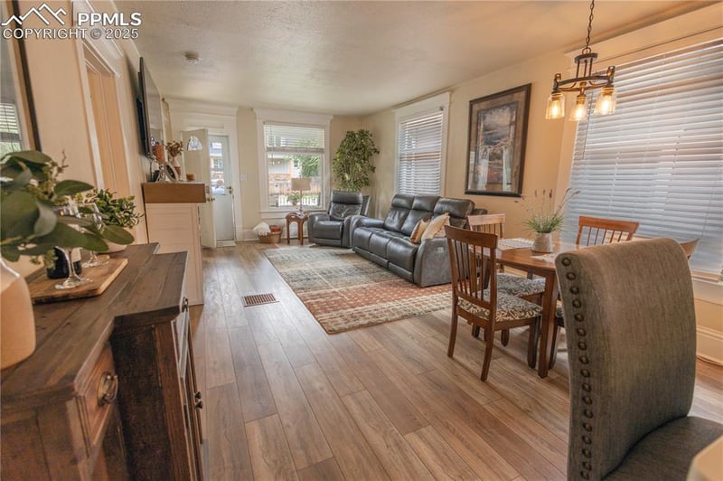 2109 Pikes Peak Ave, Colorado Springs, CO 80904