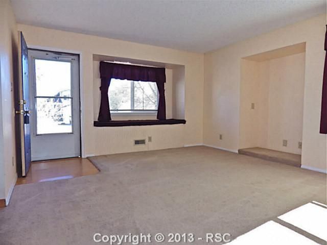 2110 Ambleside Dr, Colorado Springs, CO 80915