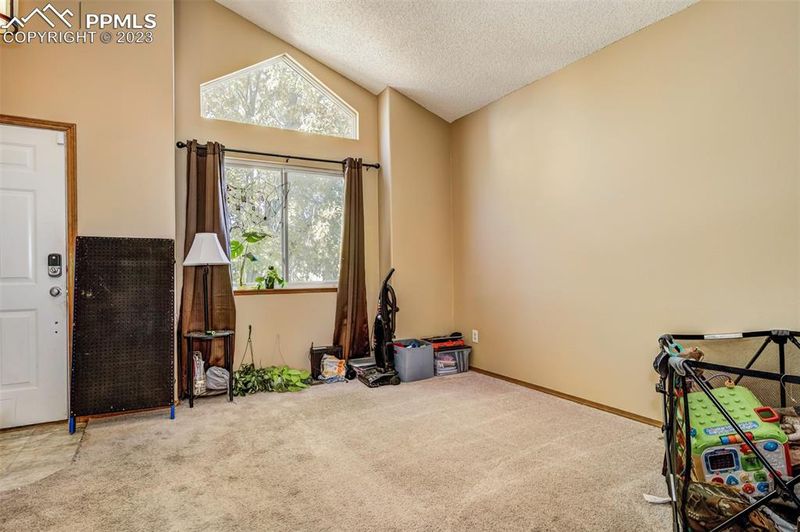 2111 Bent Tree Ln, Fountain, CO 80817