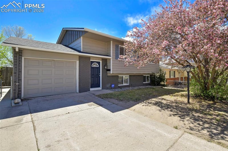 2113 Saranac Dr, Colorado Springs, CO 80910