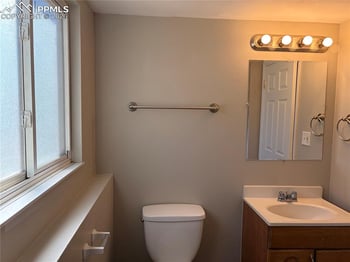 2113 Saranac Dr, Colorado Springs, CO 80910