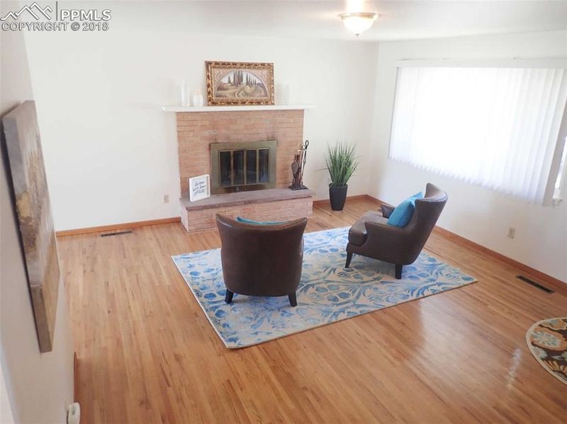 2114 Afton Way, Colorado Springs, CO 80909