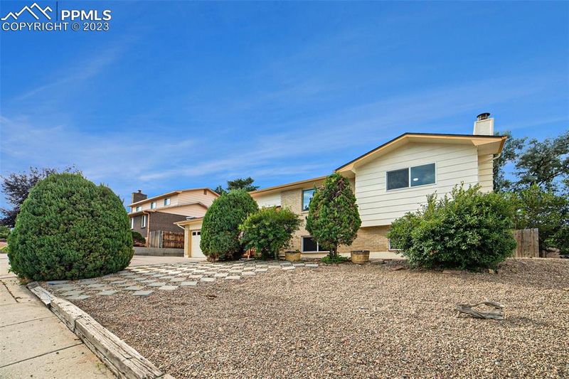 2114 North Dr, Pueblo, CO 81008