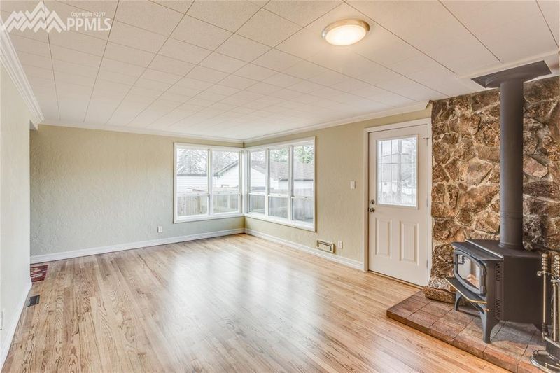 2114 Pheasant Pl, Colorado Springs, CO 80909