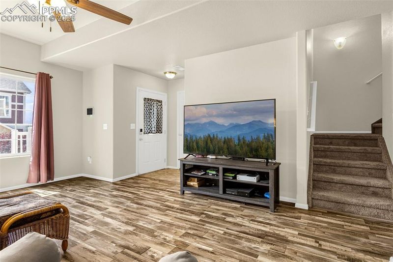 2114 Phillips Al, Colorado Springs, CO 80910