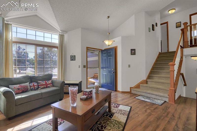 2114 Sable Chase Dr, Colorado Springs, CO 80920