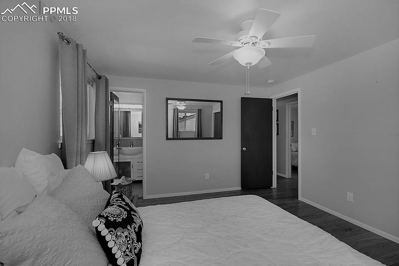 2118 Collier Ave, Colorado Springs, CO 80909