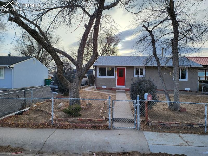 2118 Frontier Dr, Colorado Springs, CO 80911