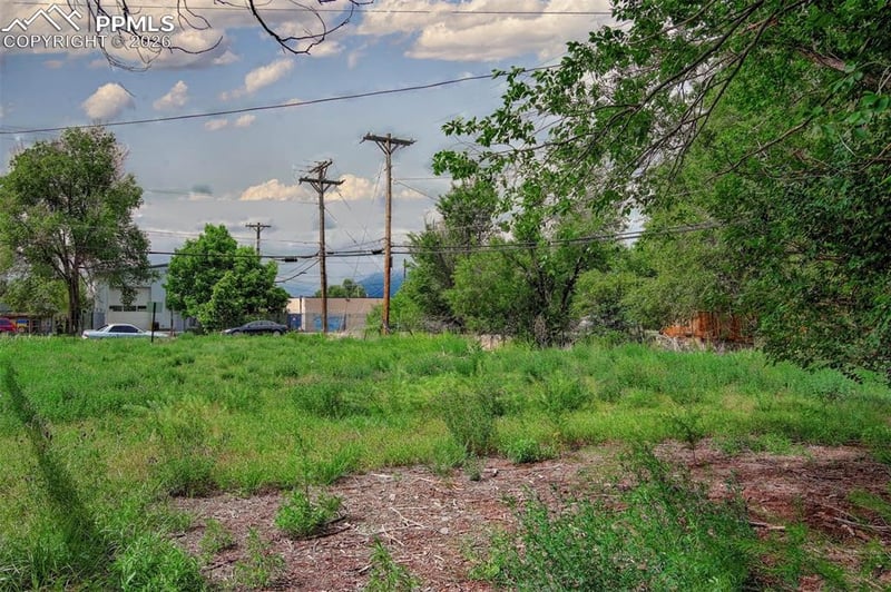 2118 St Vrain St, Colorado Springs, CO 80909