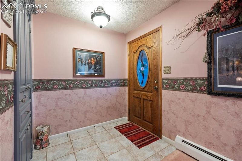 2119 Glenn Summer Rd, Colorado Springs, CO 80909