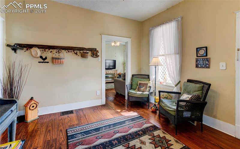 212 E Jackson St, Colorado Springs, CO 80907