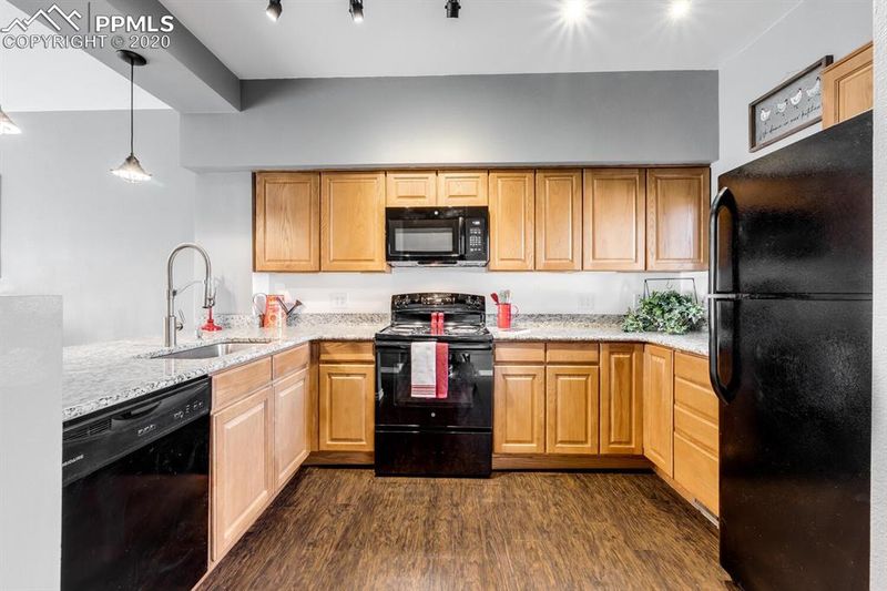 212 S Oman Rd, Castle Rock, CO 80104