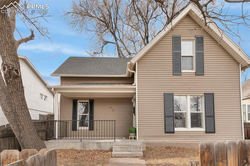 212 Walnut St, Colorado Springs, CO 80905