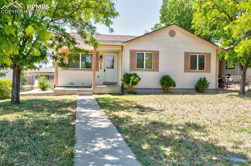 2120 W 14th St, Pueblo, CO 81003