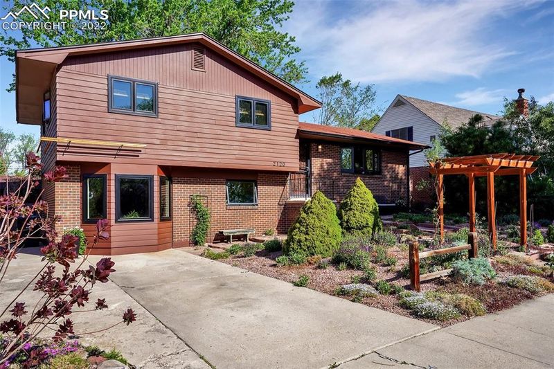 2120 Alpine Dr, Colorado Springs, CO 80909