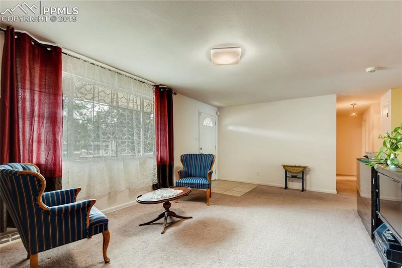 2121 Monteagle St, Colorado Springs, CO 80909