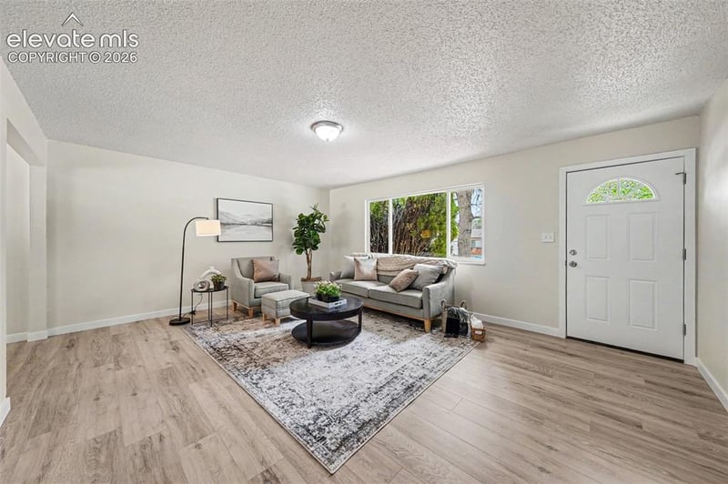 2122 Doniphan Dr, Colorado Springs, CO 80910