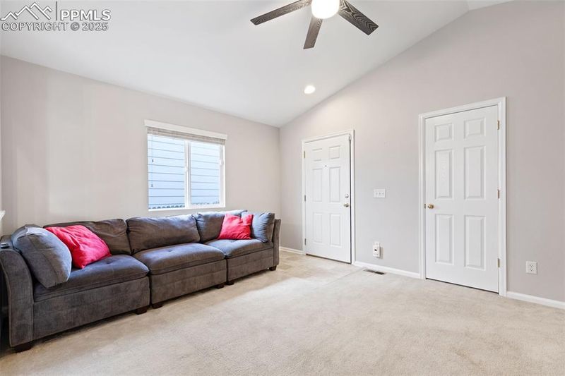 2122 Springside Dr, Colorado Springs, CO 80951