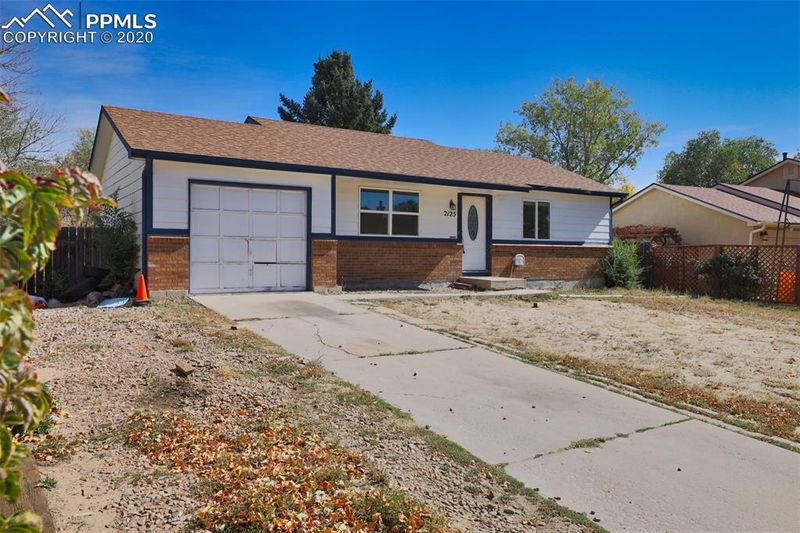 2125 Eddington Way, Colorado Springs, CO 80916